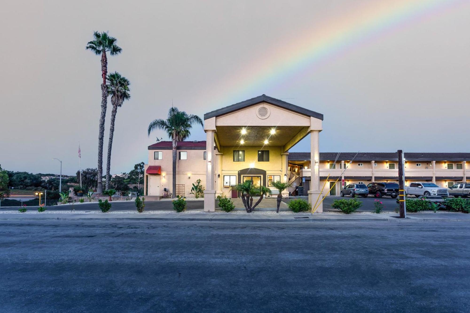 ארויו גראנדה Aloha Inn מראה חיצוני תמונה